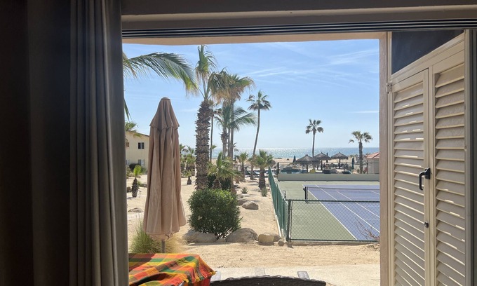 Zona Hotelera Condominio | Oceanfront San Jose del Cabo Viva #7. Quiet 48 condos heated pool & pickleball