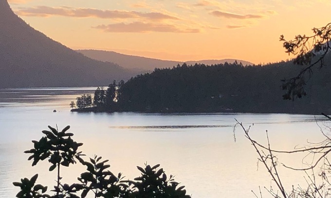 Maple Bay Apartamento | Oceanfront Suite with Hot Tub