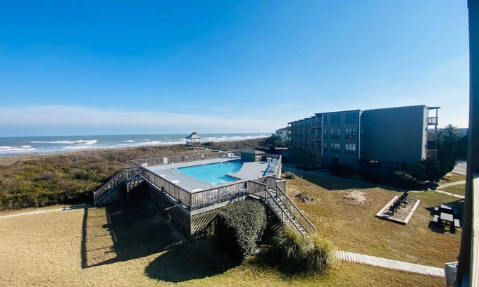 Duck Apartamento | Oceanfront SunSational Setting2 In heart of Duck