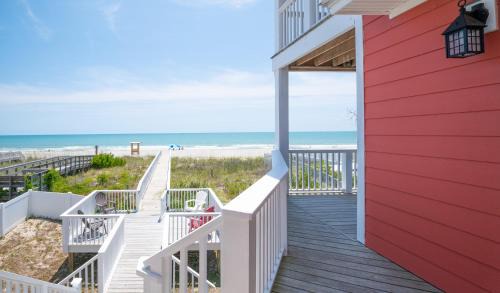 Kure Beach Casa | Oceanfront - Wraparound Porch