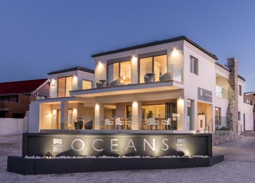 Struisbaai Casa | Oceans Guest House & Luxurious Apartments