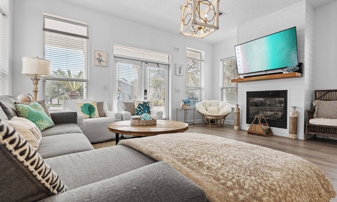 White's Gulfview Casa | Oceans Outlook on 30A - Gulf Views & Rooftop Hot-tub!