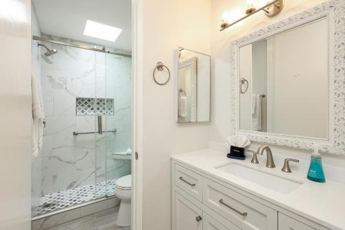 Townsite Casa | Oceanside Beach Condos