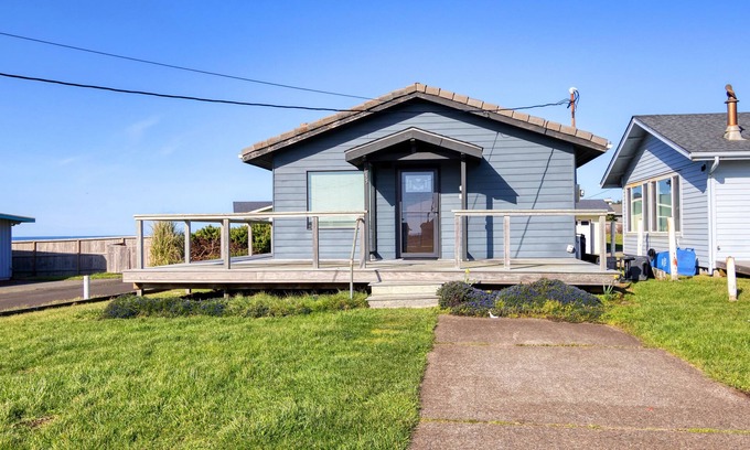 Yachats Cabaña | Oceanside Beach Cottage - Ocean view Yachats