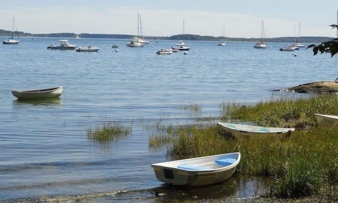 Falmouth Foreside Cabaña | Oceanside Cottage en una hermosa playa de arena - ¡Disfrute de sus vacaciones en Maine!