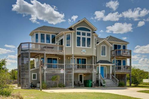 Whalehead Beach Casa | Oceanside in Whalehead with Pool Spa Sleeps 18