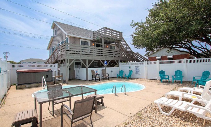 Kitty Hawk Casa | Oceanside, Private Pool, Hot Tub, MIL Suite, KH529, Sea Turtle Sunrise