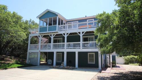 Tuckahoe Casa | Oceanside, Private Pool, Walking distance to town of Duck, Foosball, T3, Bella Vita