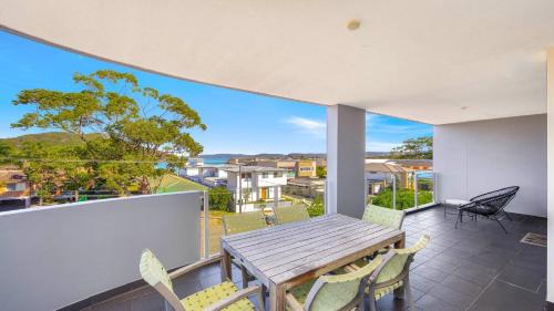 Ettalong Beach Casa | Oceanview Haven - Ettalong Beach