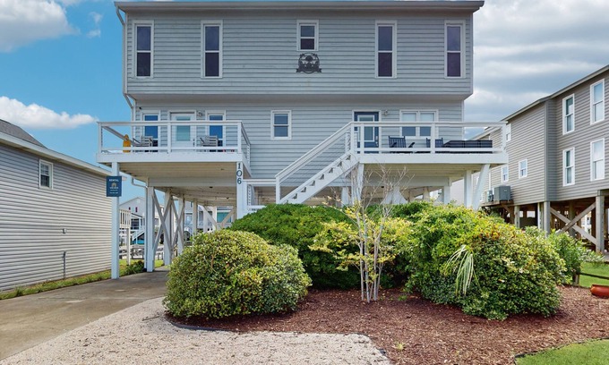 Holden Beach Casa | Oceanview home with hot tub, boat dock and direct canal access