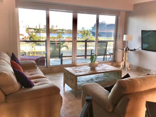 Puerto Vallarta Apartamento | Oceanview Luxury, Pool, Near Tour Boats & Beach DK12