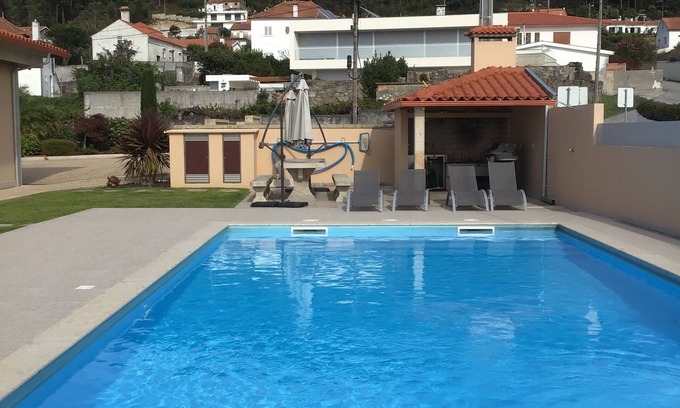 Castelo do Neiva Apartamento | oceanview, restaurants, beach , surrounded by mountains ,rivers and nature.