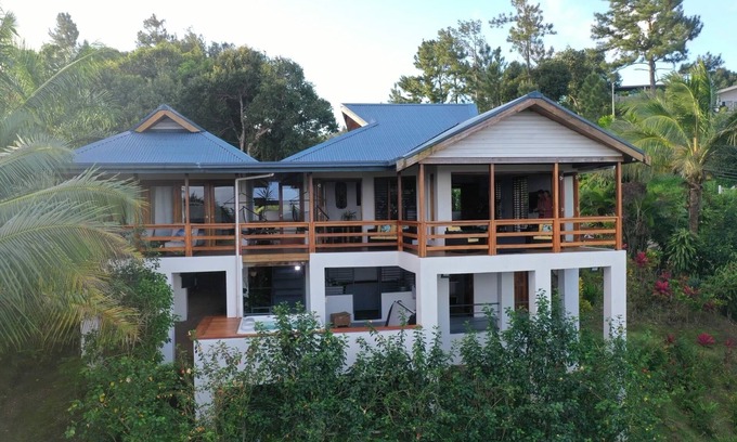 Tagaqe Casa | Marca Villa Nueva Pacific Blue