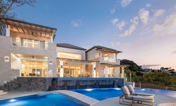 Tamarindo Villa | Oceanview Villa w/ water slide, 2 golf carts, deluxe breakfast, HK included
