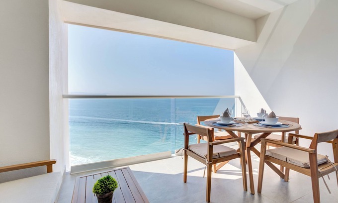 Colonia Olímpica Apartamento | OceanVista Harbor 171 Beachfront Pools Ocean Views