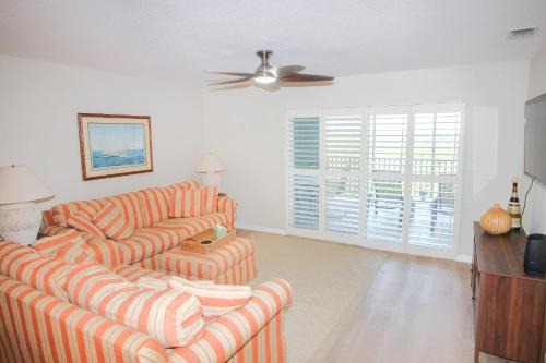 New Smyrna Beach Casa | Oceanwalk 9-506