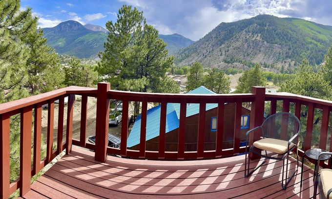 Lake City Casa | October is perfect in Lake City! Lower rates, slower pace, no crowds or ATVs!