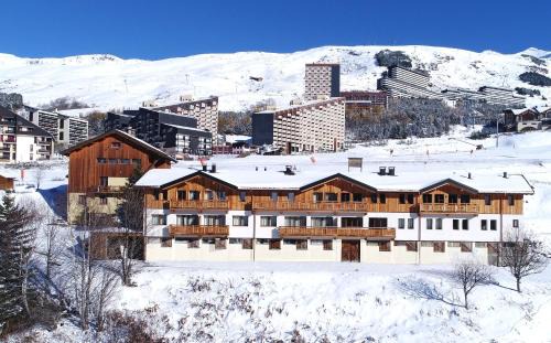 Les Menuires Chalet De Esquí | Odalys Chalet D'Alice