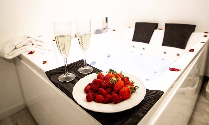 Brequerecque Apartamento | 💎Odelys Premium 💎Balneo-Jacuzzi / Terrace - Old Town Residence