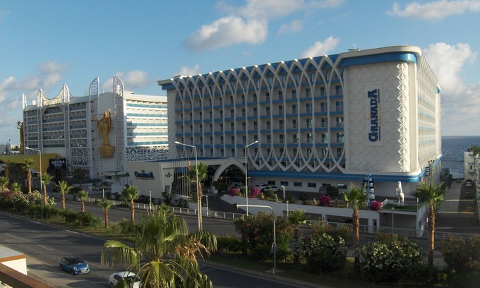 Avsallar Hotel | Odessa Otel