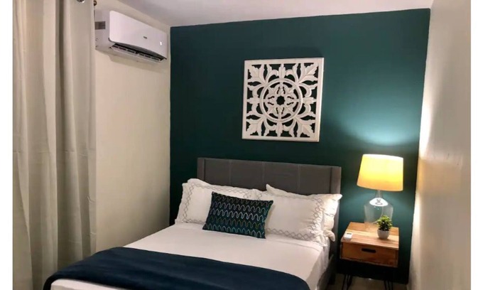 Hato Rey Apartamento | ❤ of San Juan, PR★WIFI★Full Kitchen★A/C★2bedroom