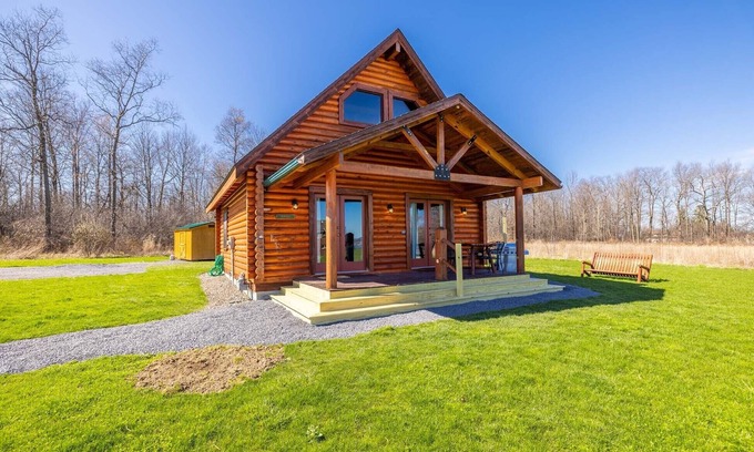 Geneva Casa | ❤ of Seneca Wine Trail☞A/C☞Fire Pit☞Smart TV