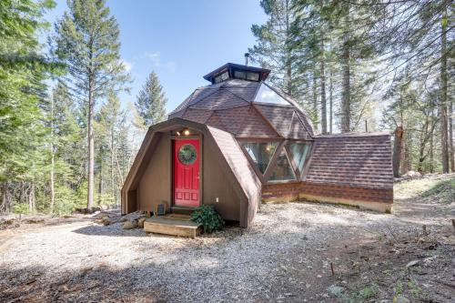 Nevada City Casa | Off-Grid Geodesic Dome Nevada City House with Views