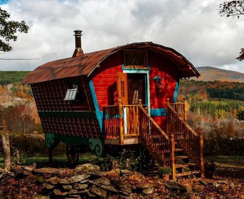 Roxbury Casa | Off-Grid Rustic Glamping Experience Ideal to Reconnect in NY