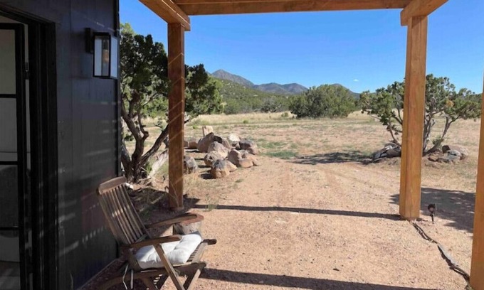 Cerrillos Casa | Off The Grid Celestial Paradise