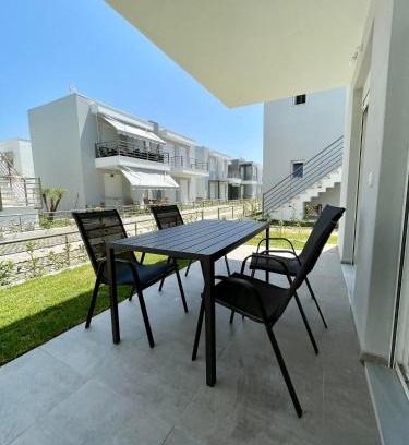 Paralia Ofryniou Apartamento | Ofrinio Olive Apartments