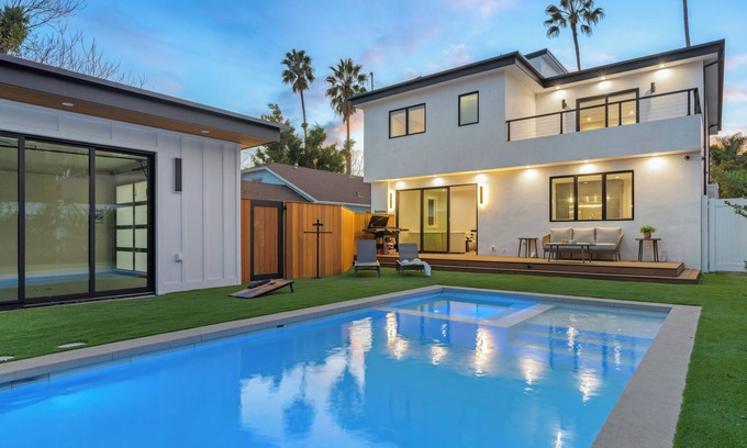 Melrose Casa | Ogden Oasis by AvantStay | Pool, Hot Tub, Large Yard | Steps to Melrose Avenue!