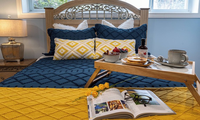 Wexford Casa | OH, so cozy!
