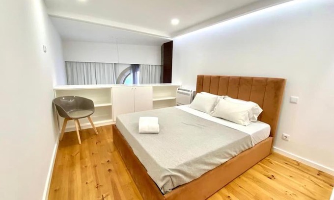 Campanha Apartamento | OHH-Padre Antonio Vieira Flat- HU