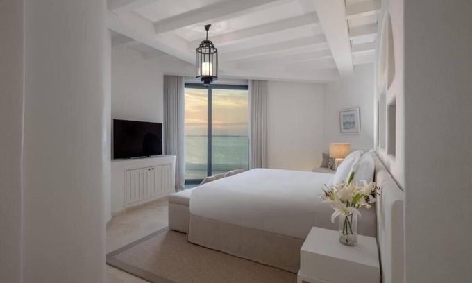 Ghantoot Apartamento | Oia Sea View Room Near by Ghantoot Racing Club