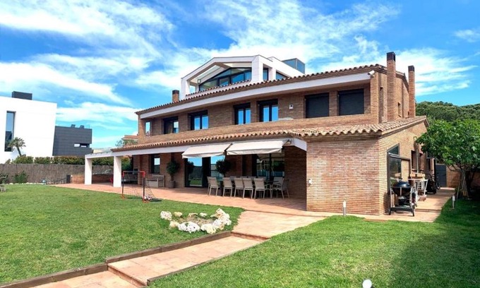 Gava Villa | Olala Gava Beach Villa