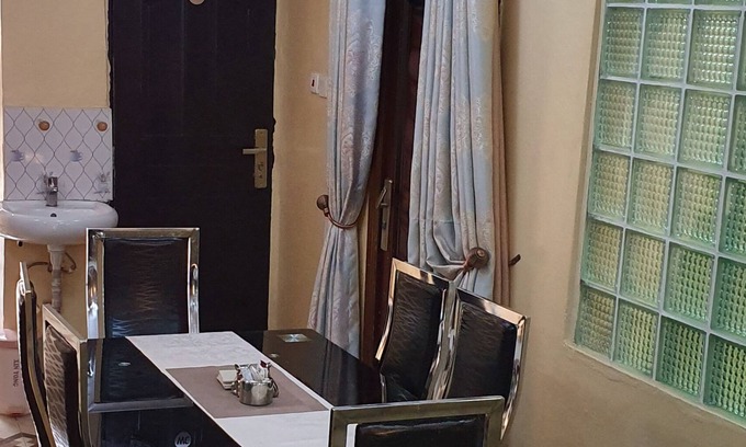 Mushin Casa | OLAXY3 Modern & Cosy En Suite Rooms. 3 Taofik Abolaji Street. Ilasa Mushin Lagos