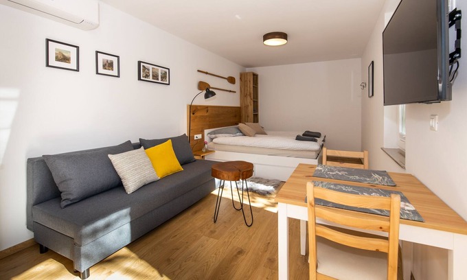 Bled Apartamento | Old Boatman's House, Apt. 5