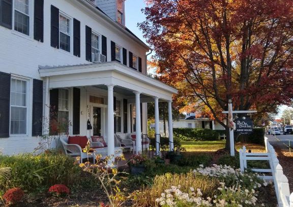 St. Michaels Hotel | Old Brick Inn