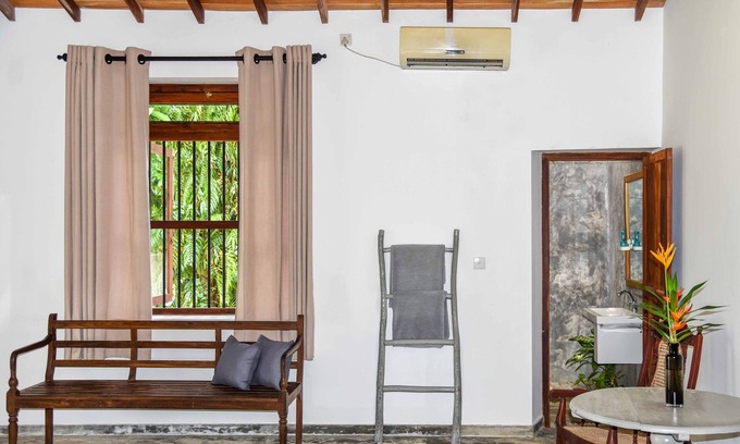 Kathaluwa Villa | Antique Ceylon Superior Double en Ahangama