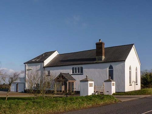 Hartland Casa | Old Chapel