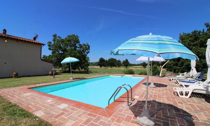 Foiano della Chiana Villa | Antigua casa de piedra con jardín privado y piscina. Foiano della Chiana.