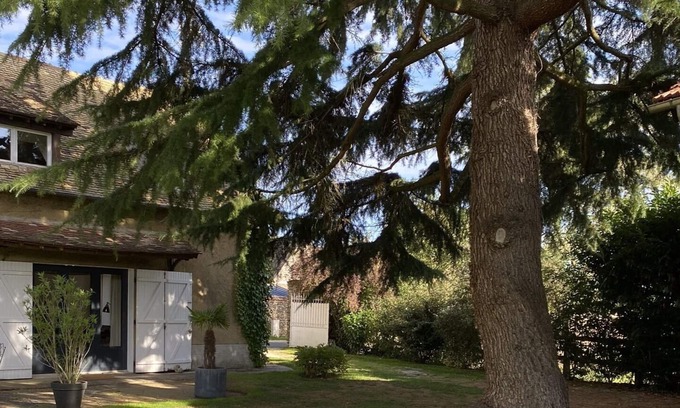 Havelu Casa | Antigua masía restaurada con gusto.