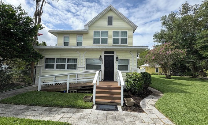 Eustis Casa | El Encanto de la Florida Vieja