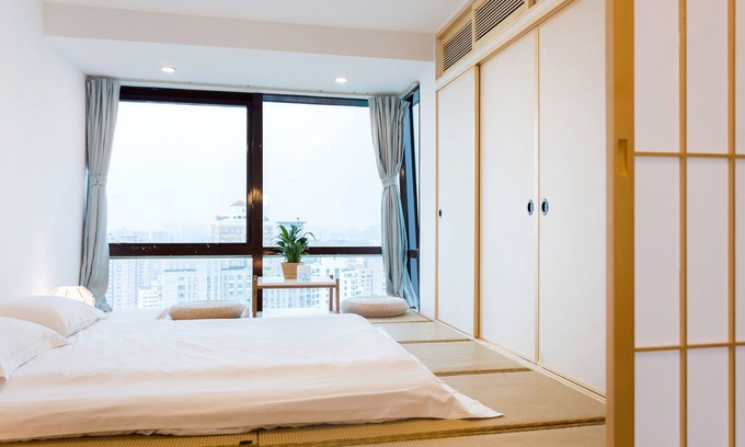 Huaihai Road Commercial Area Hotel | Old French Concession Coziness Xuhui