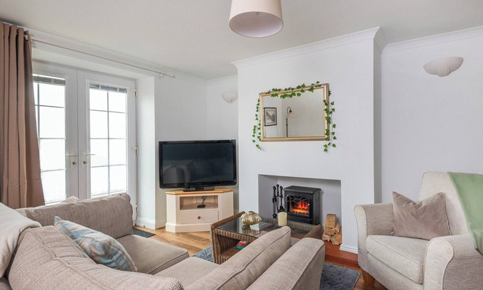 Newton Reigny Cabaña | Old George III is a peaceful three-bedroom holiday home in Newton Reigny, near Penrith.