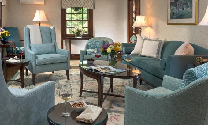 Chatham Cama Y Desayuno | Old Harbor Inn