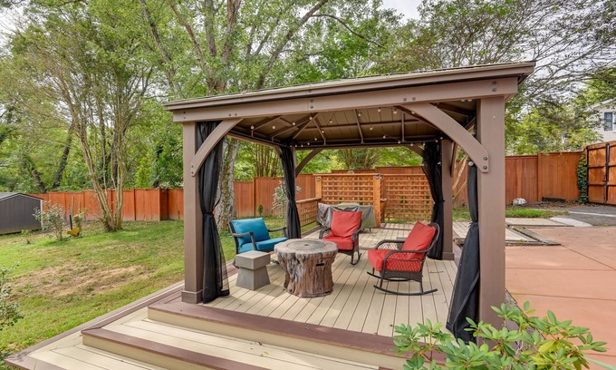 Old Hickory Apartamento | Old Hickory Hideout: Charming Apt w/ Deck!