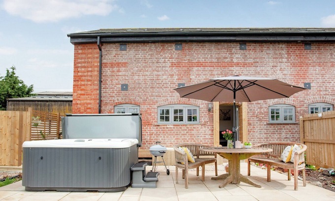 Honiton Cabaña | Old Highwood - Hog End