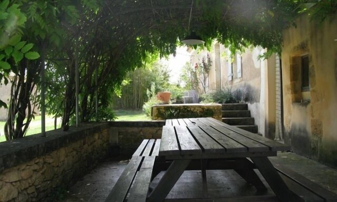 Vergt-de-Biron Casa | casa antigua con el confort moderno con una piscina privada para un grupo grande