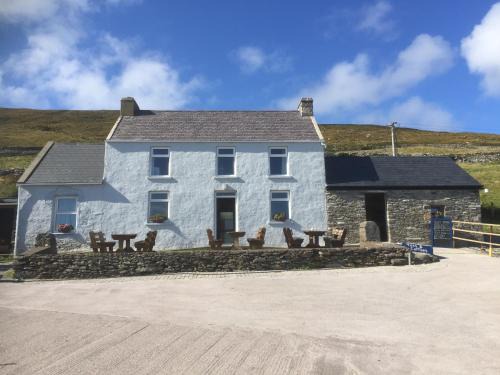 Coumeenoole Casa | Old Irish farmhouse